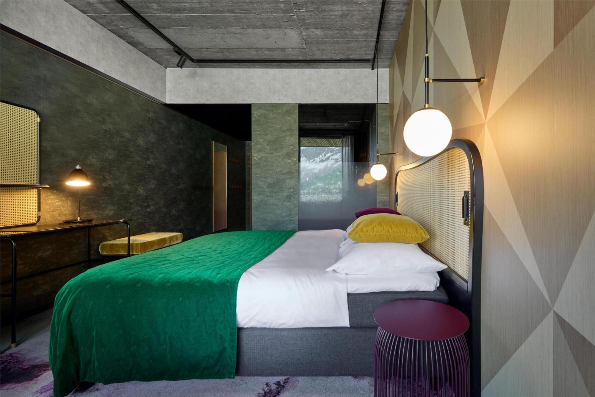 Me And Flims, By Hyatt 4*