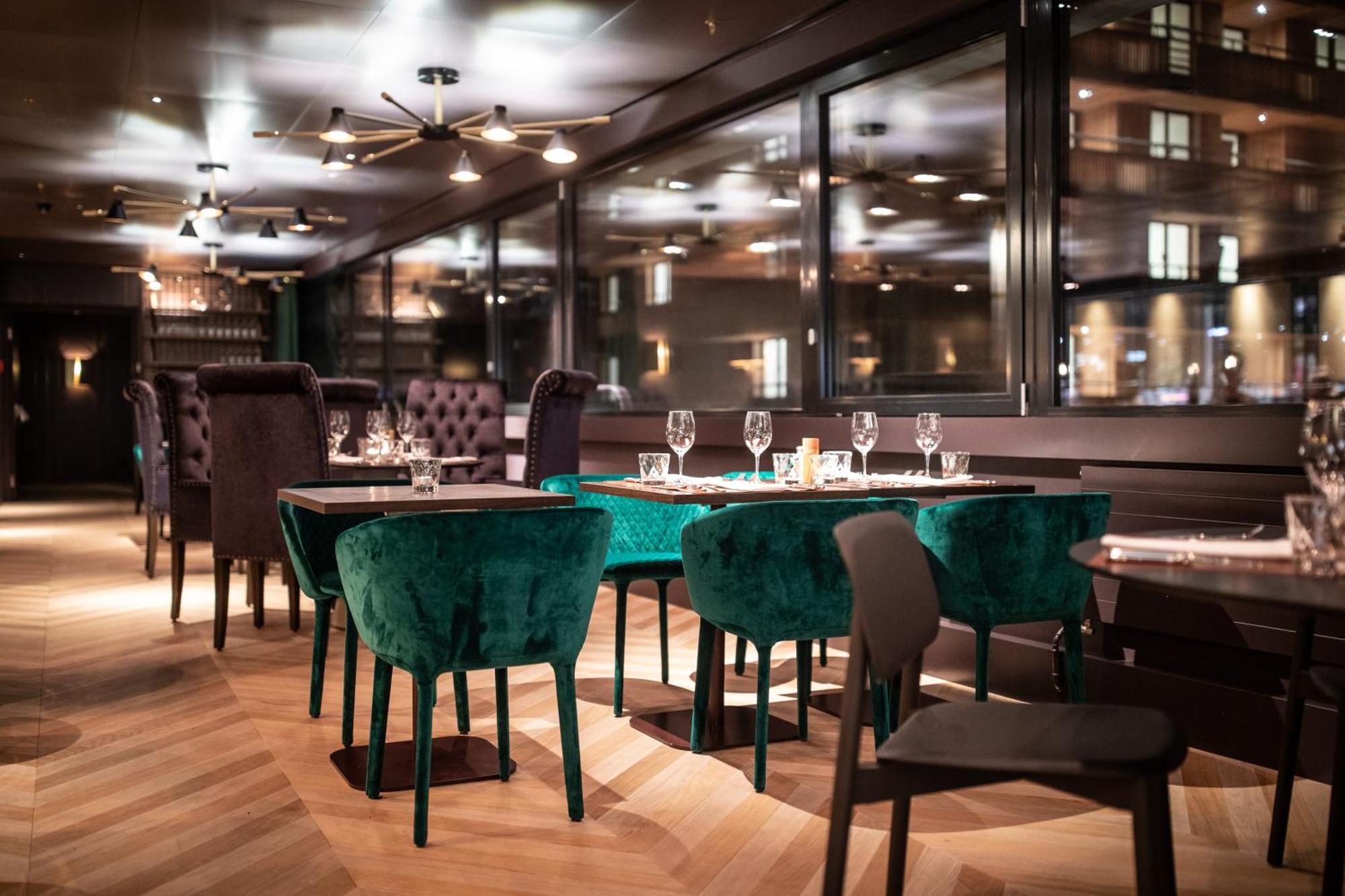 Hotel Me And Flims, By Hyatt 4*
