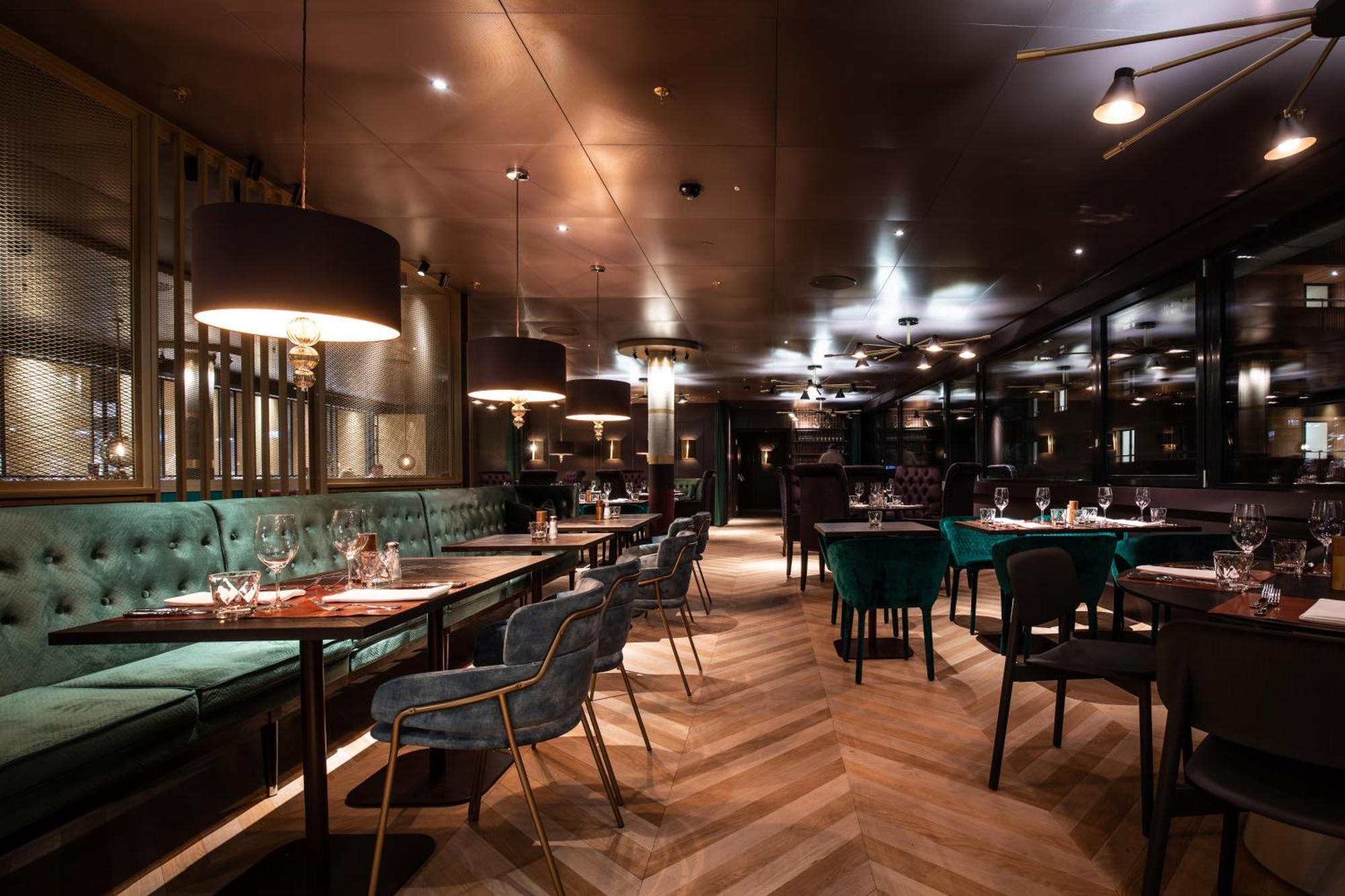 Hotel Me And Flims, By Hyatt 4*